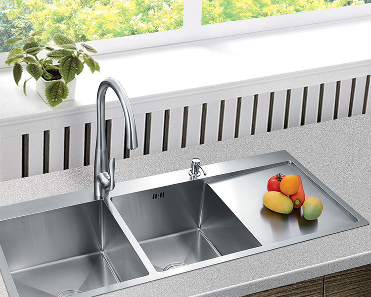 Market and Development of Kitchen Faucet